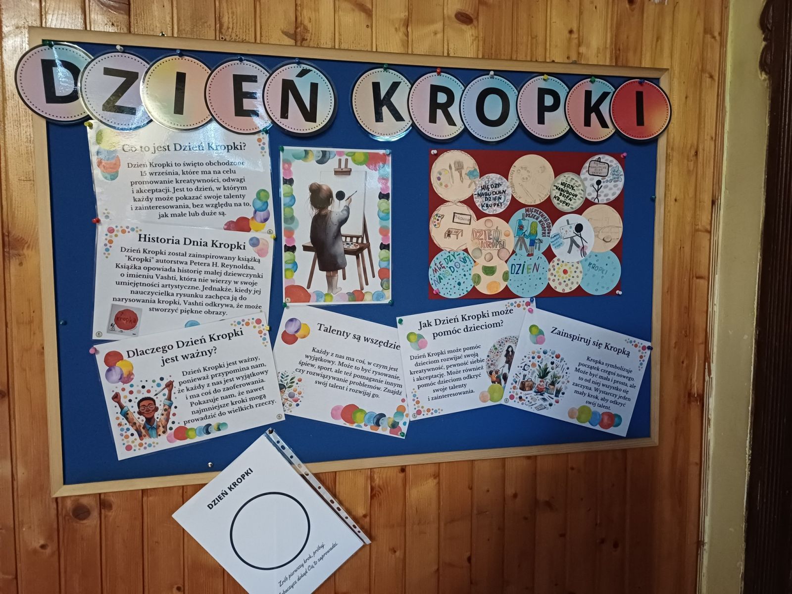 Zdjęcie: Międzynarodowy Dzień Kropki w naszej szkole